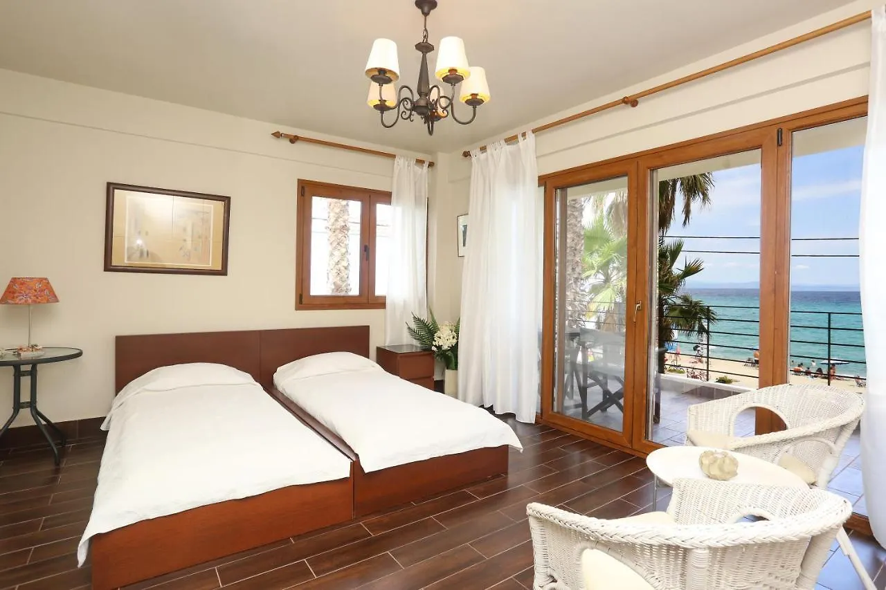 Villa Mare Blu - Beachfront, Panoramic View, Garden Pefkochori